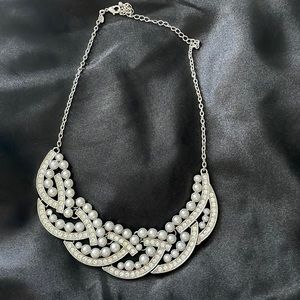 Pearl and sparkles collar necklace